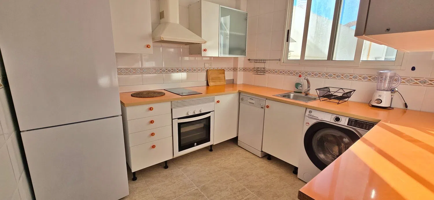 Piso en avenida de Pérez Galdós, 48 - Foto 1