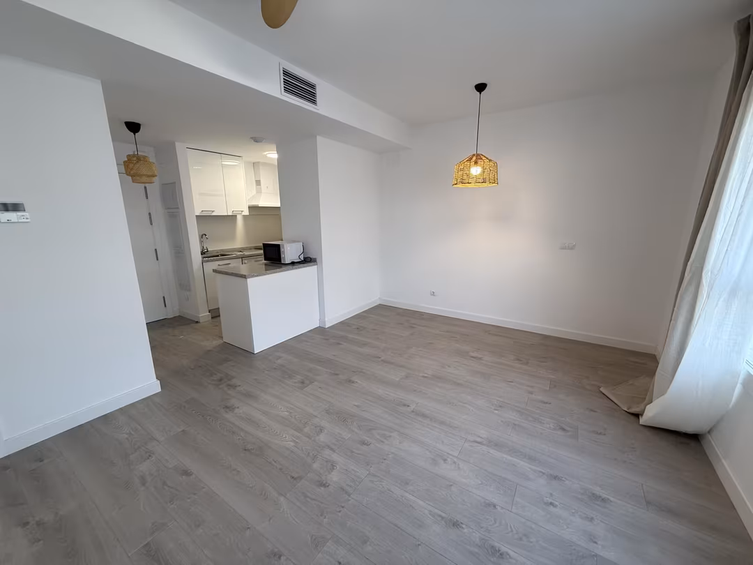 Piso en  Calle Doctor Miguel Díaz Recio 12 - Foto 2