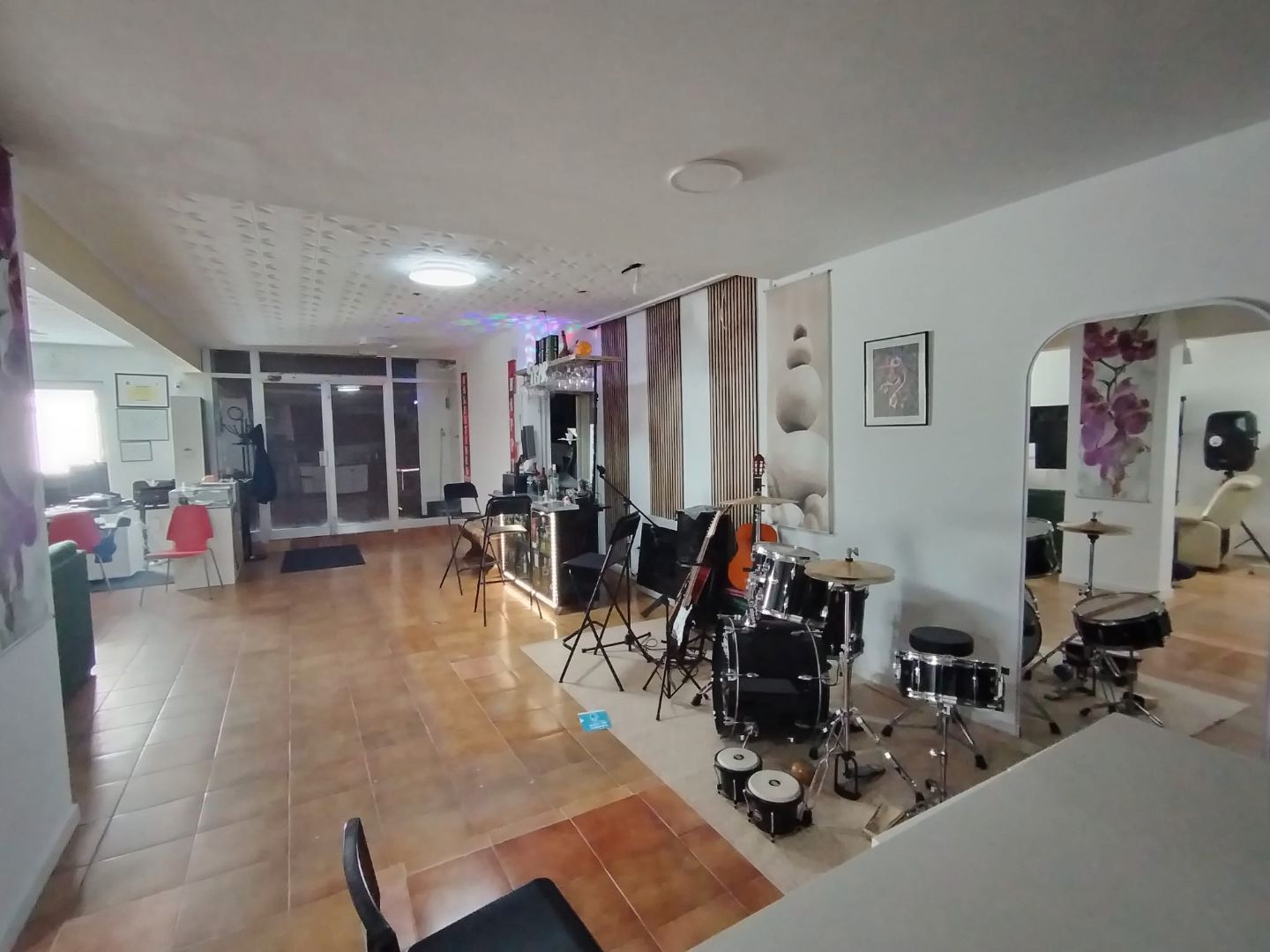 Local comercial en  Carrer del Cid Campeador 102 - Foto 2