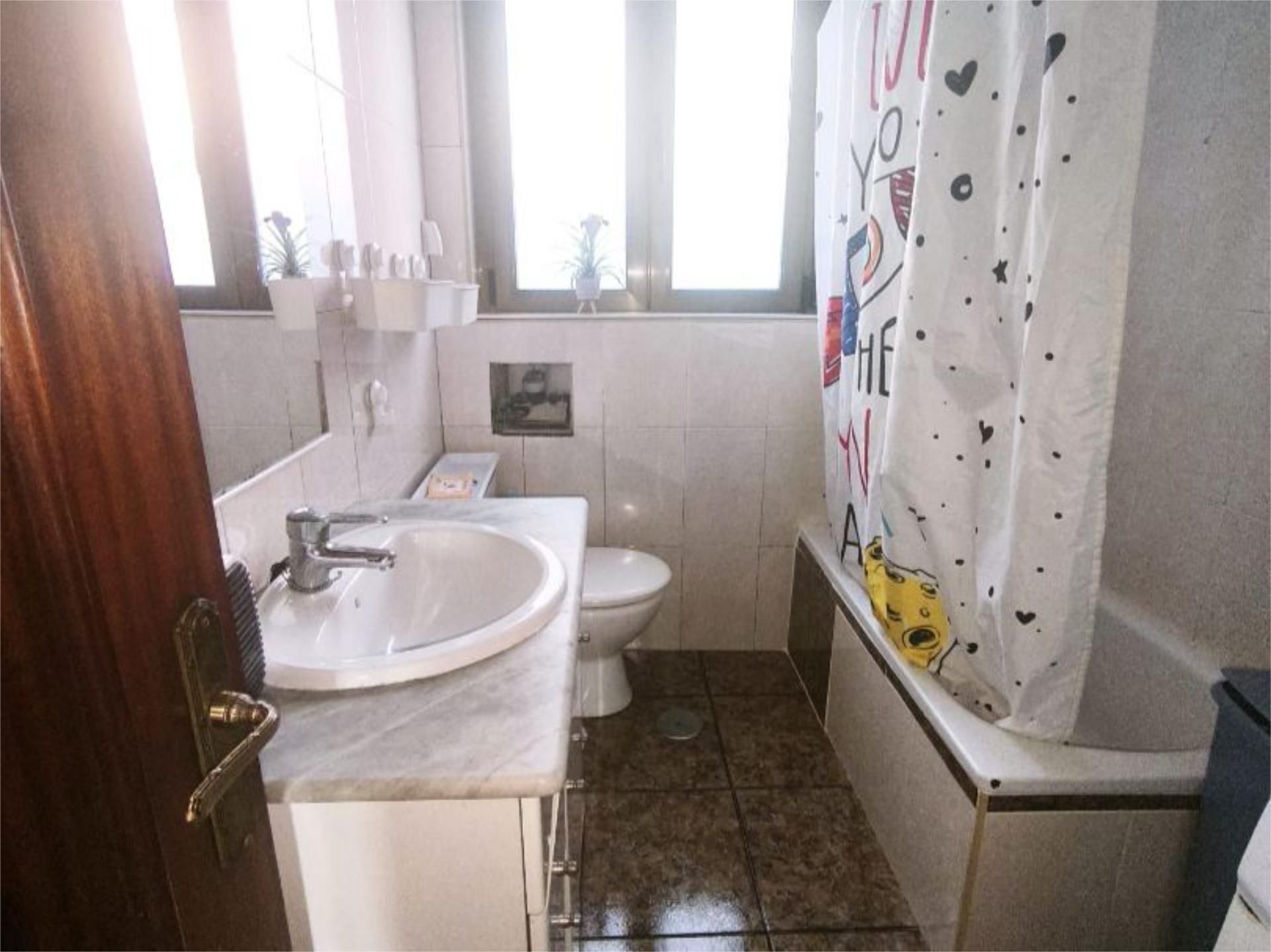 Piso en  Calle Eduardo García 27 - Foto 2