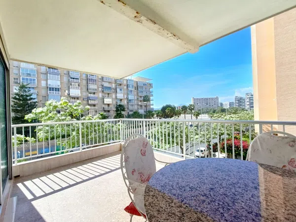 Piso en avenida de la Costa Blanca, 158