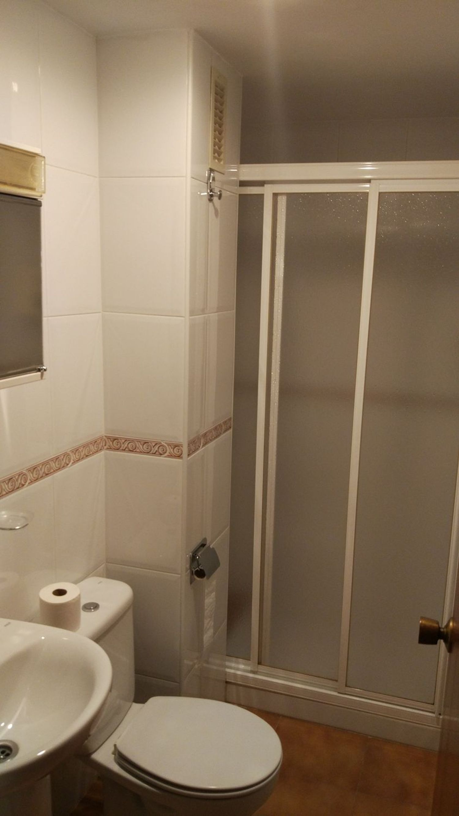 Piso en Calle Villa de Rota, 5, Cercadilla - Medina Azahara - Foto 5