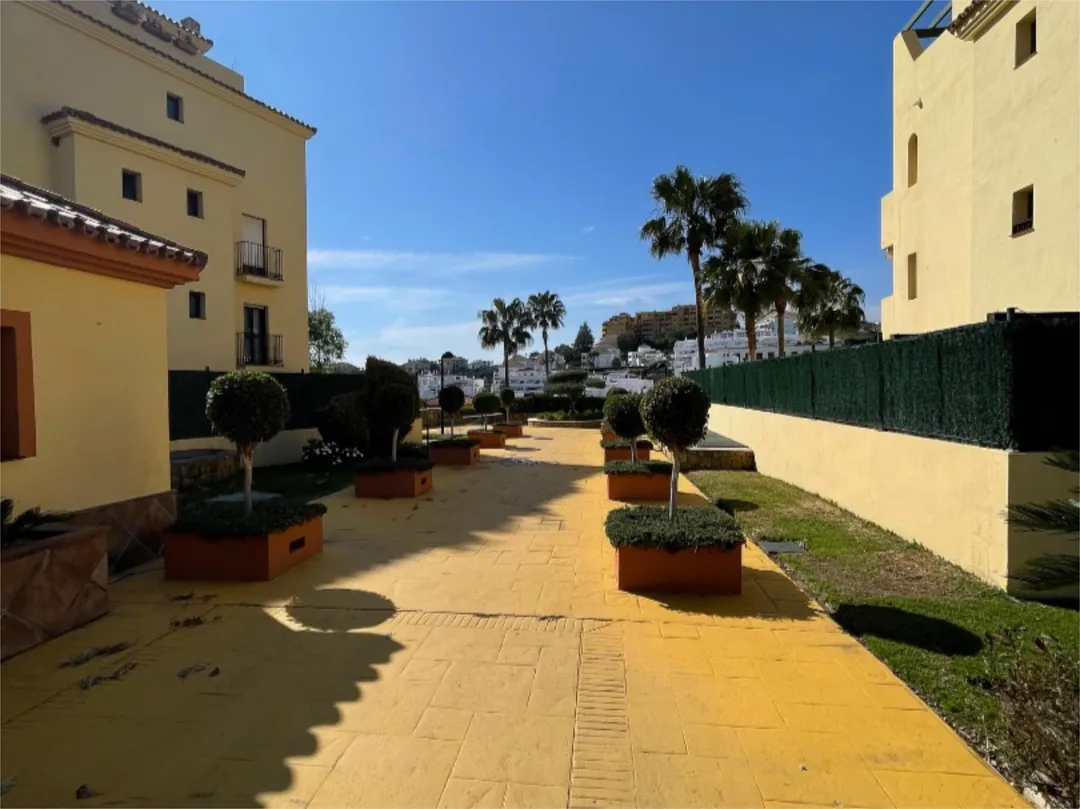 Piso en  Calle Alcaucín 1 - Foto 29