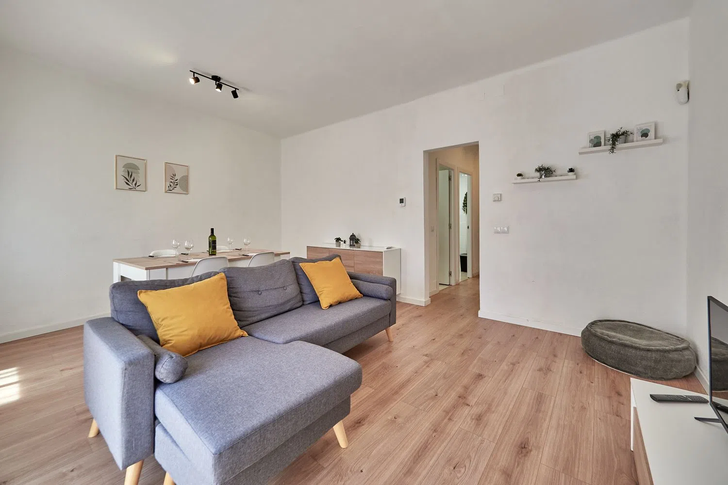 Piso en calle Igualada, 5 - Foto 1