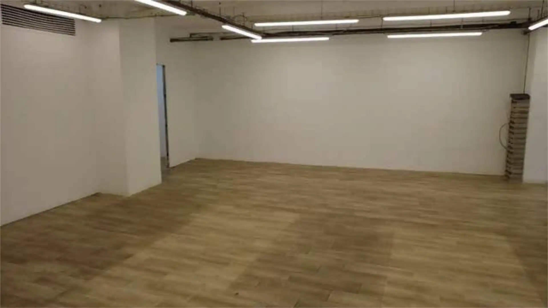 Local comercial en Can Llong - Foto 3