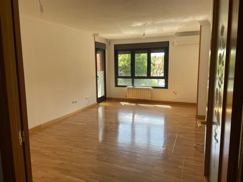 Piso en paseo de la Estación, 62