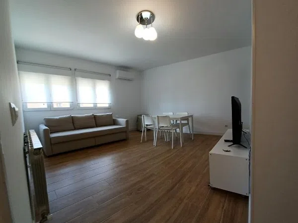 Piso en calle cervantes, 32