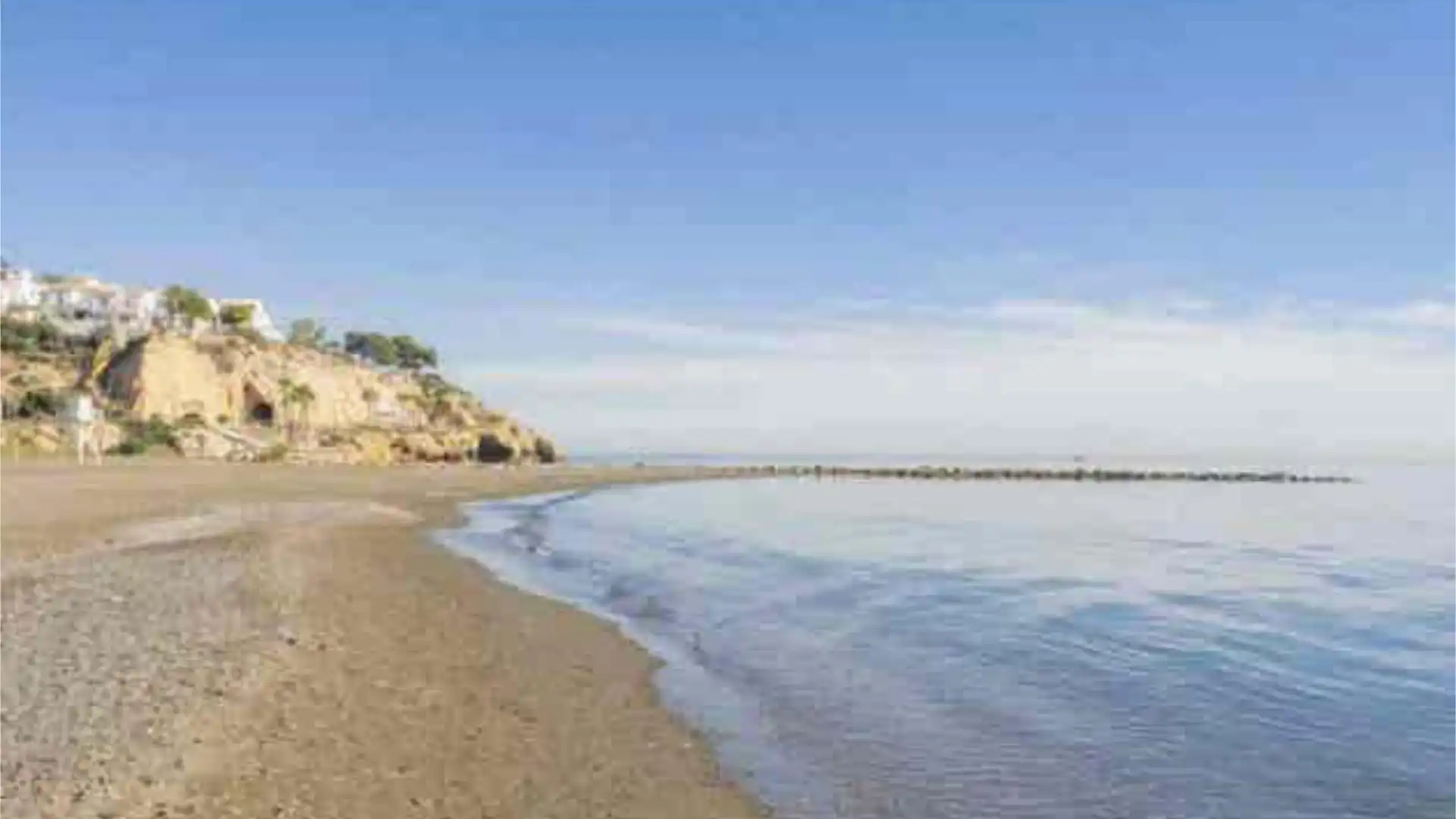 Casa adosada en Urbanización Balcón de Málaga - Foto 6