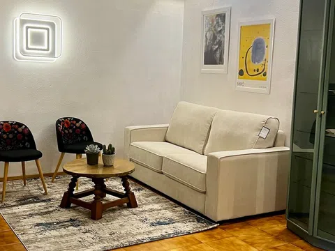 Piso en calle del Ave María, 49