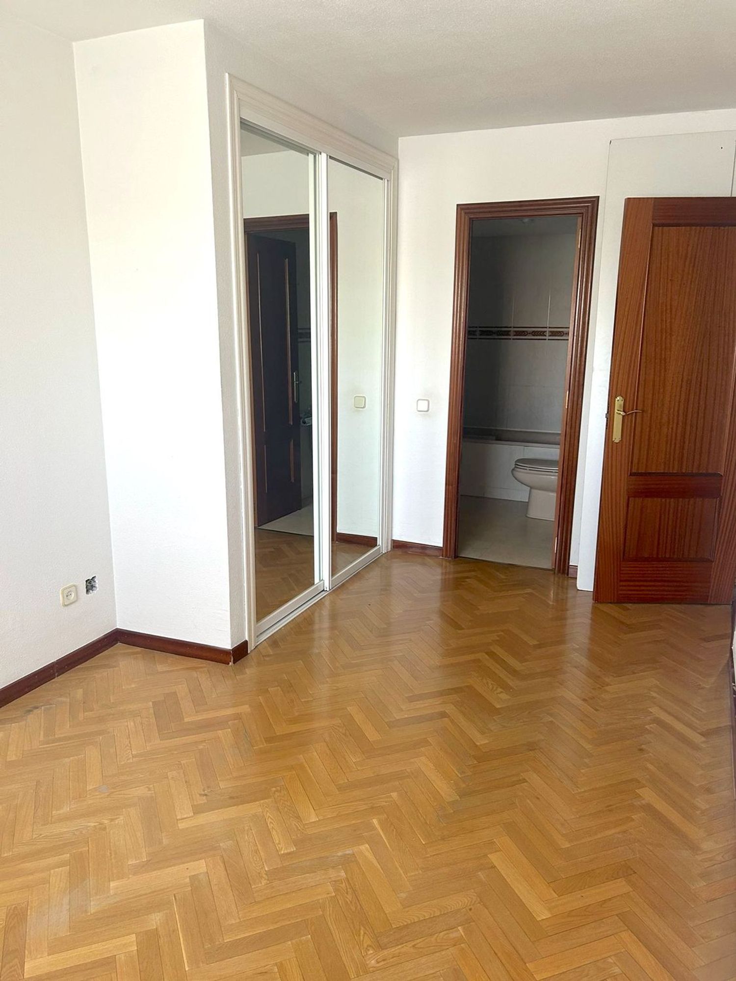Piso en Calle de Grecia, Zona Avenida Europa - Foto 7