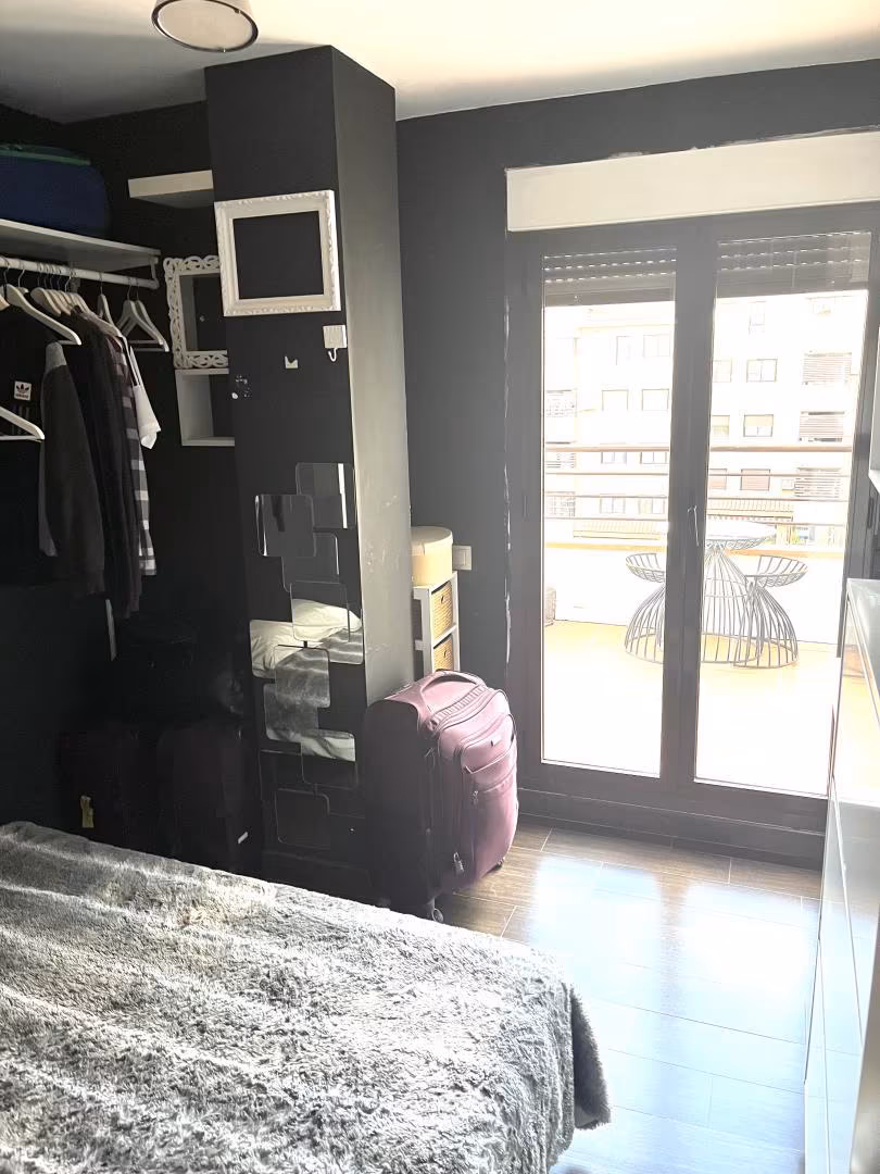 Piso en  Calle de María Sevilla Diago 36 - Foto 18