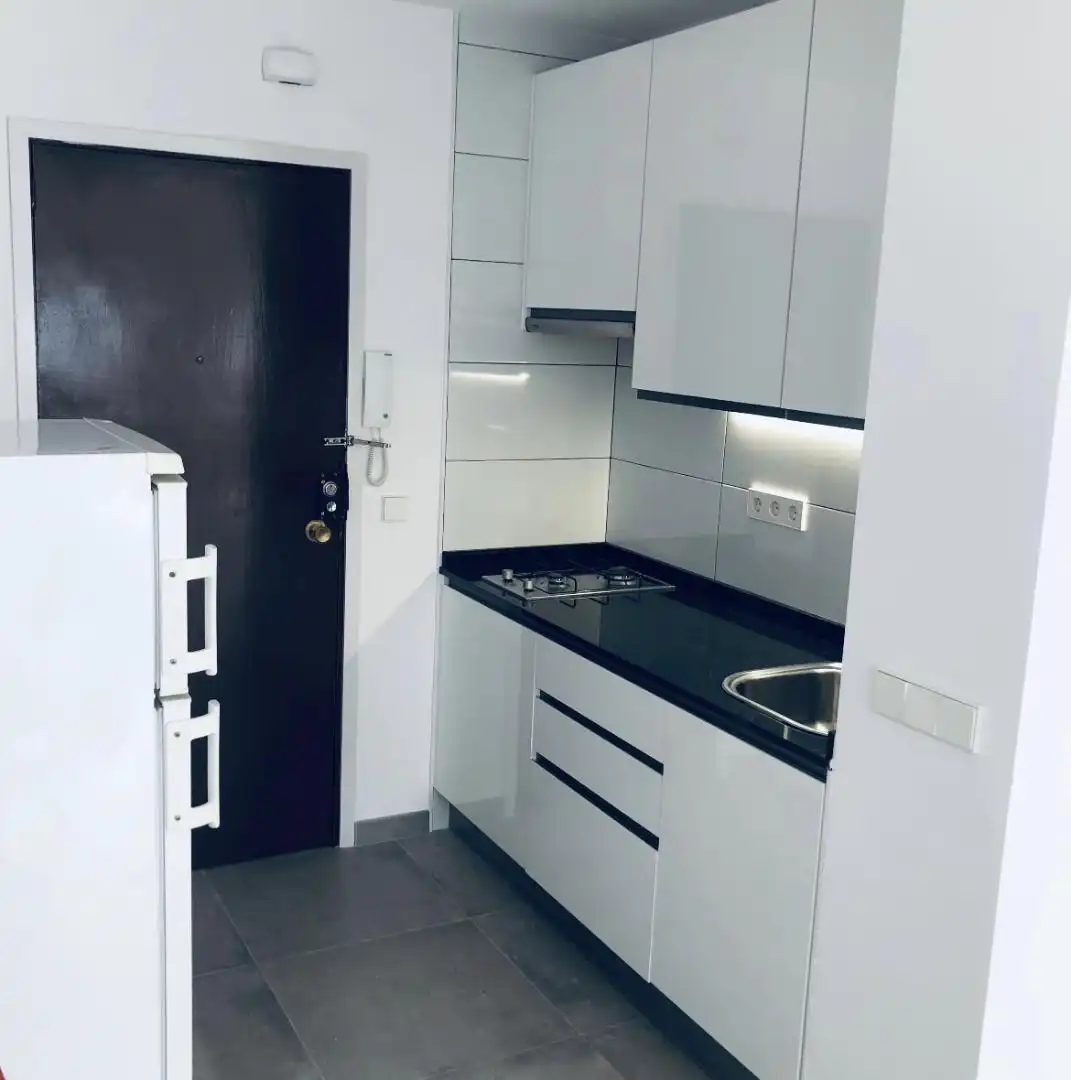 Estudio en  Carrer Rafael Rodríguez Méndez 5 - Foto 7