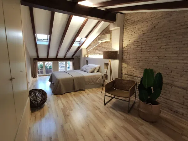 Estudio en calle de Josep Benlliure, 240 - Foto 1