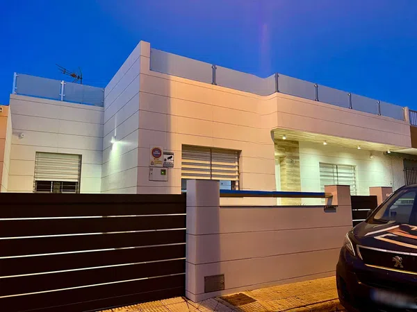 Chalet adosado en Calle Aguamarina, 26, San Antón - Foto 1