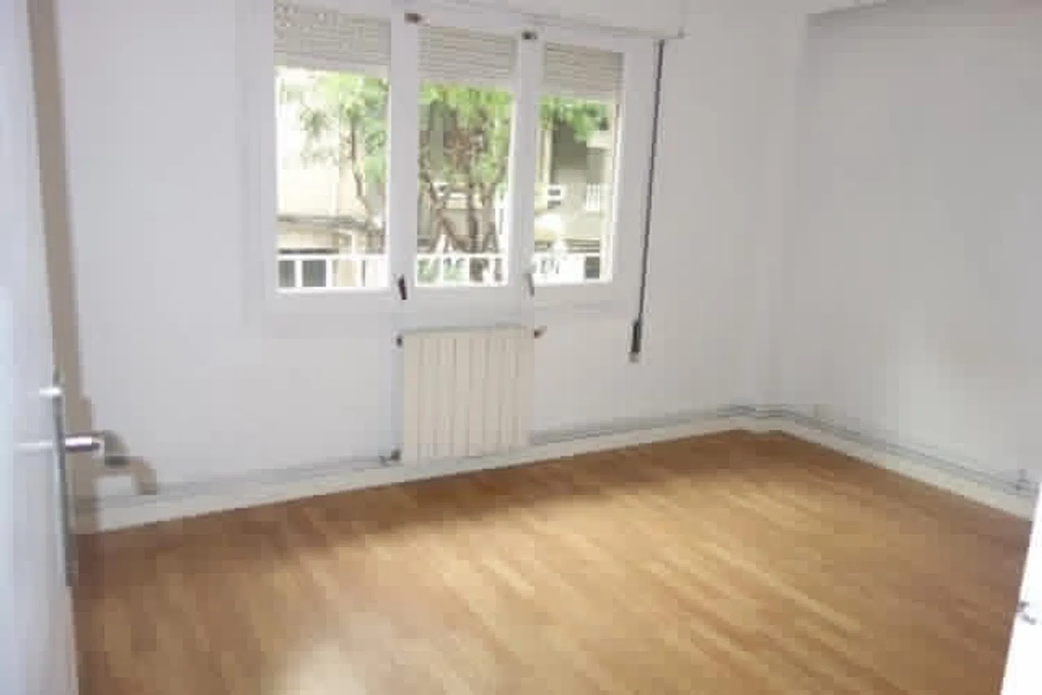 Piso en calle d'Alfons XII, 23 b - Foto 1