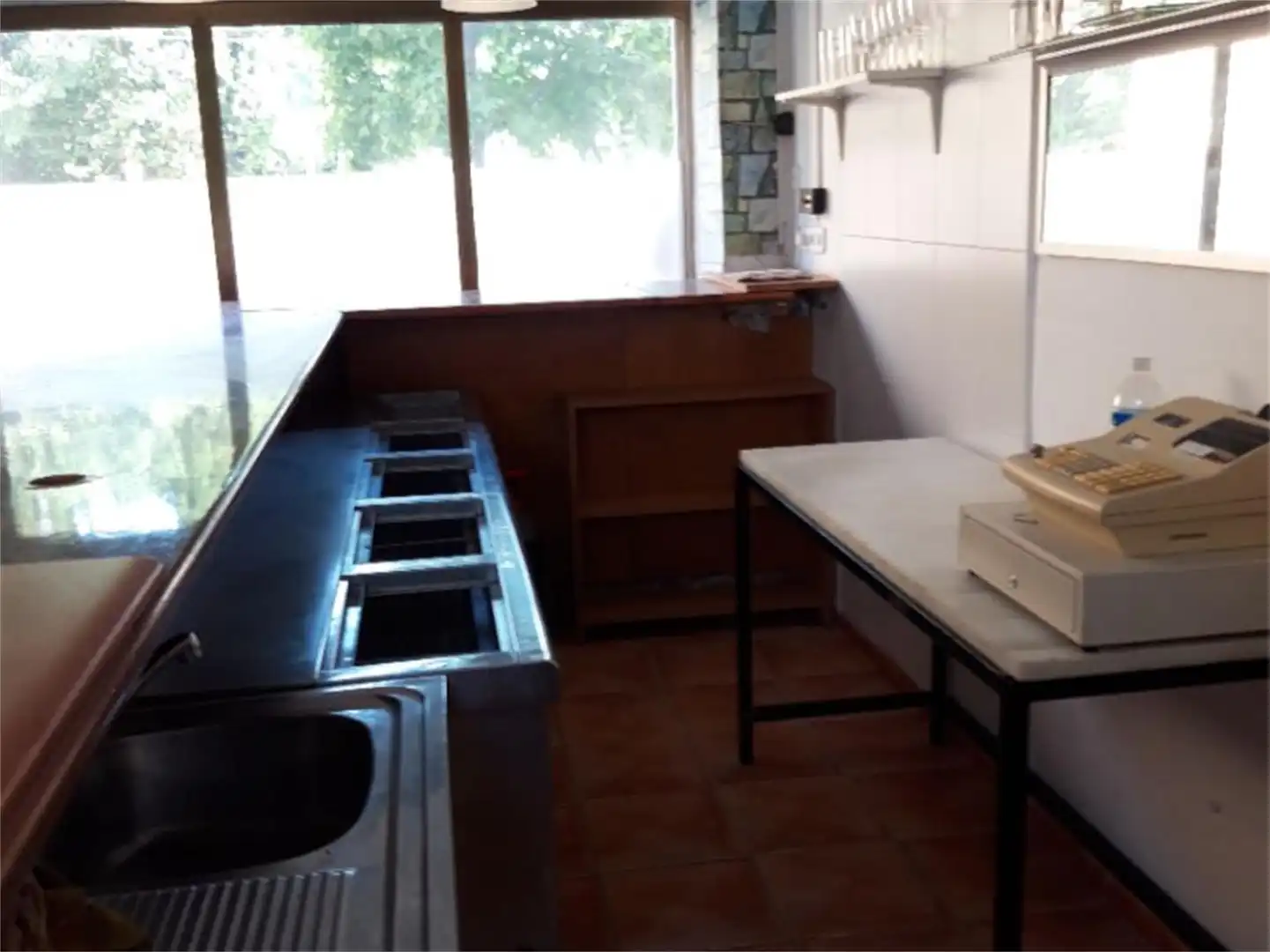 Local comercial en calle Carrer Malgrat 1 - Foto 3