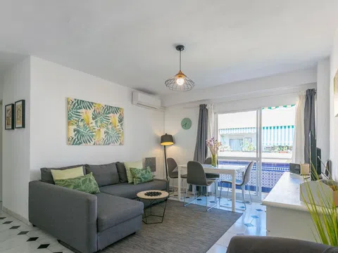 Piso en calle Cristóbal Colón, 8 - Foto 1