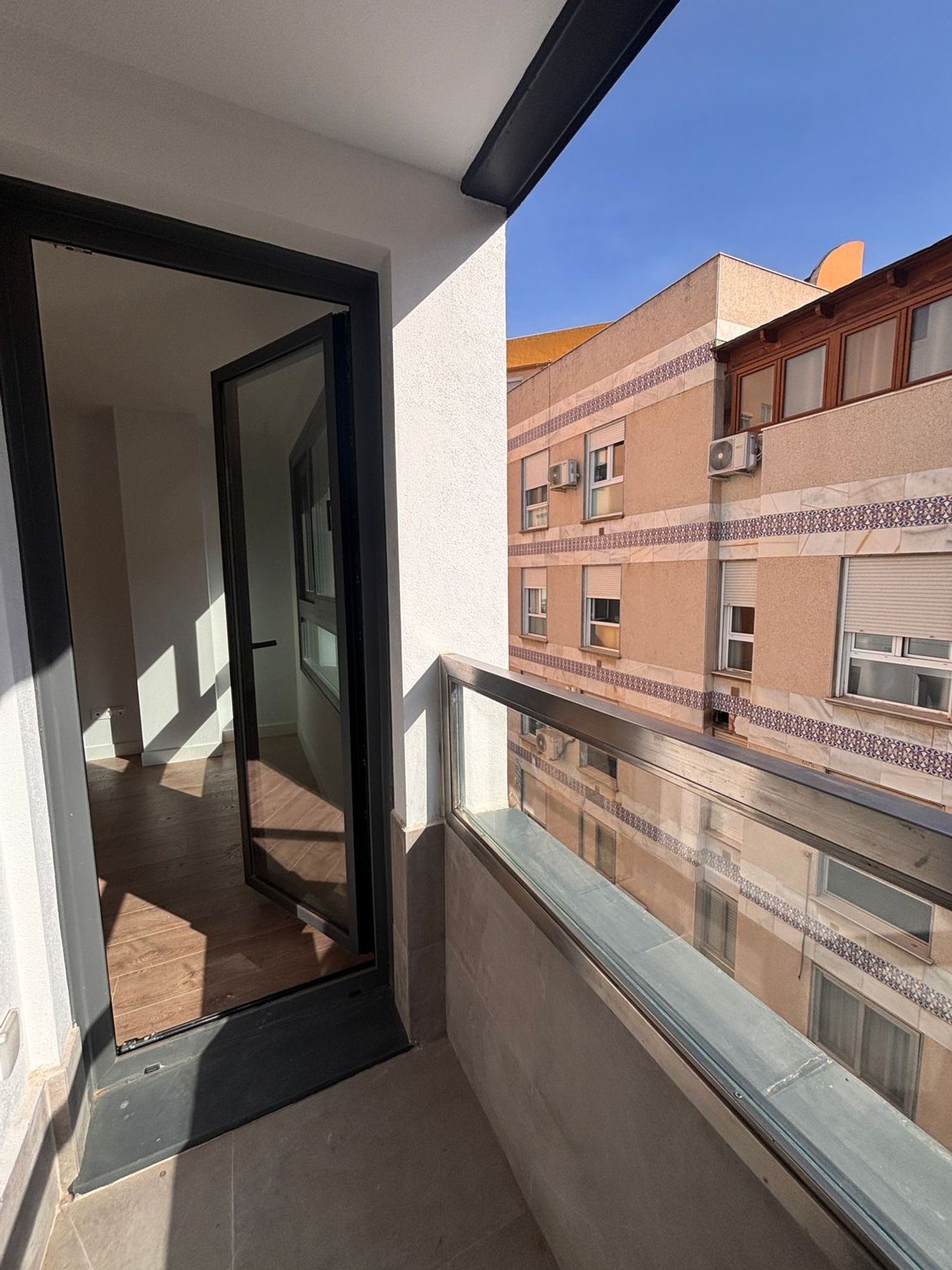 Piso en Calle Frigiliana, Girón - Las Delicias - Pacífico - Foto 7