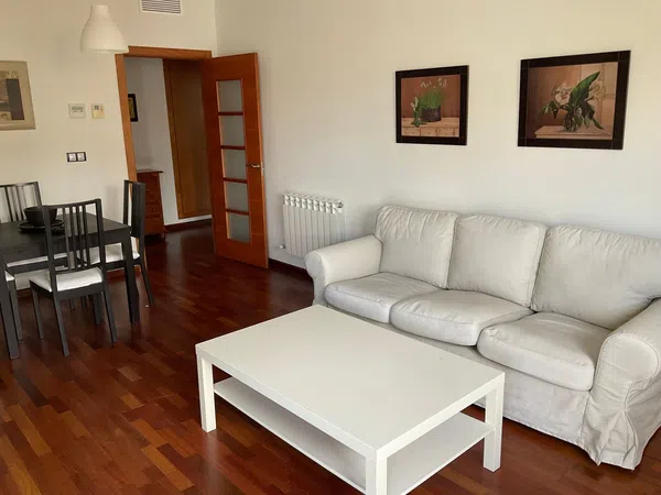 Piso en plaza Catedrática Asunción Linares, 6
