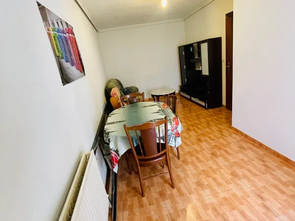 Piso en Avenida de Villamayor, 60 - Foto 3