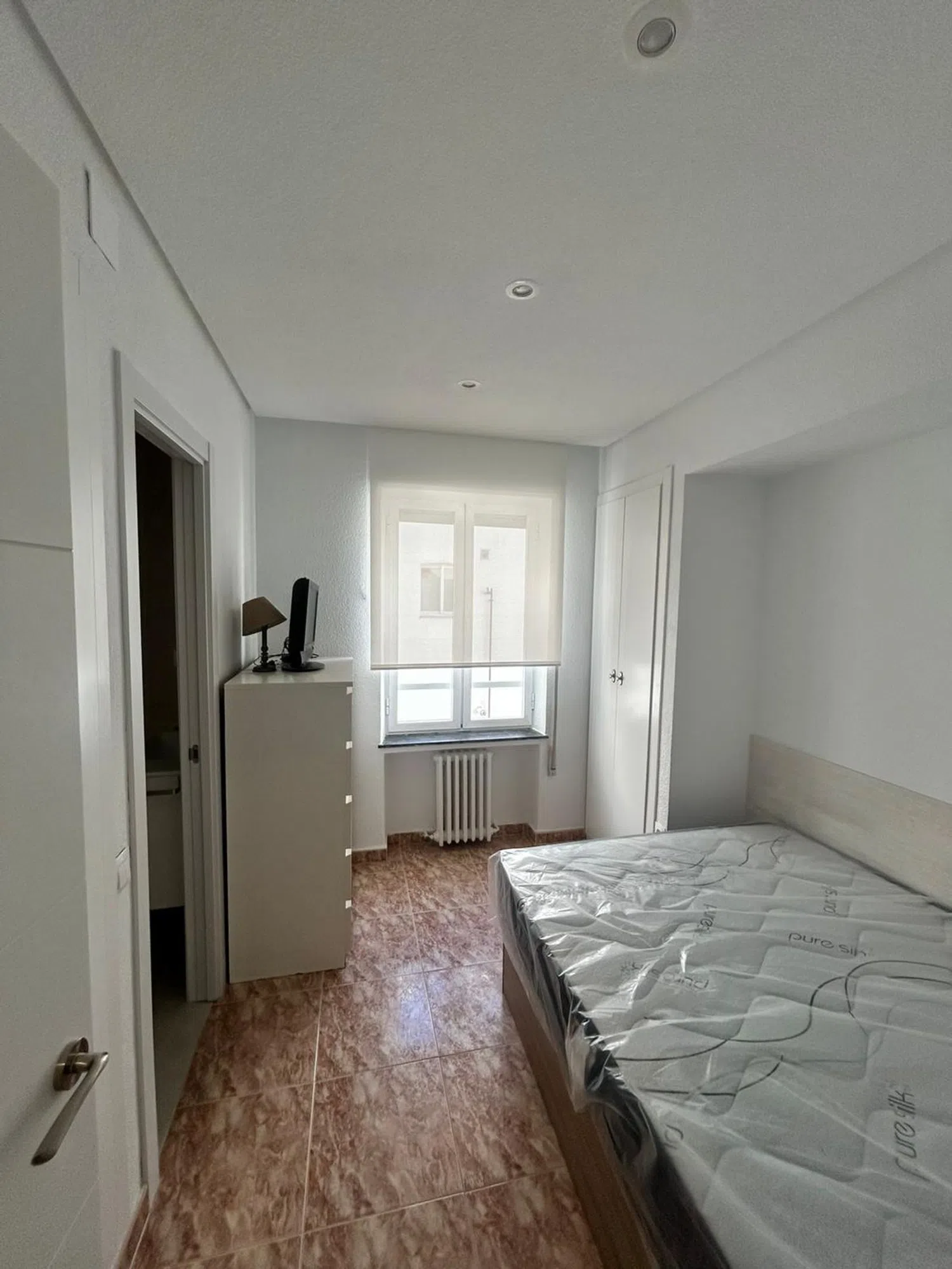 Piso en avenida del General Perón, 14 - Foto 1