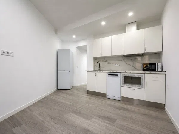 Piso en plaza General Maroto, 2