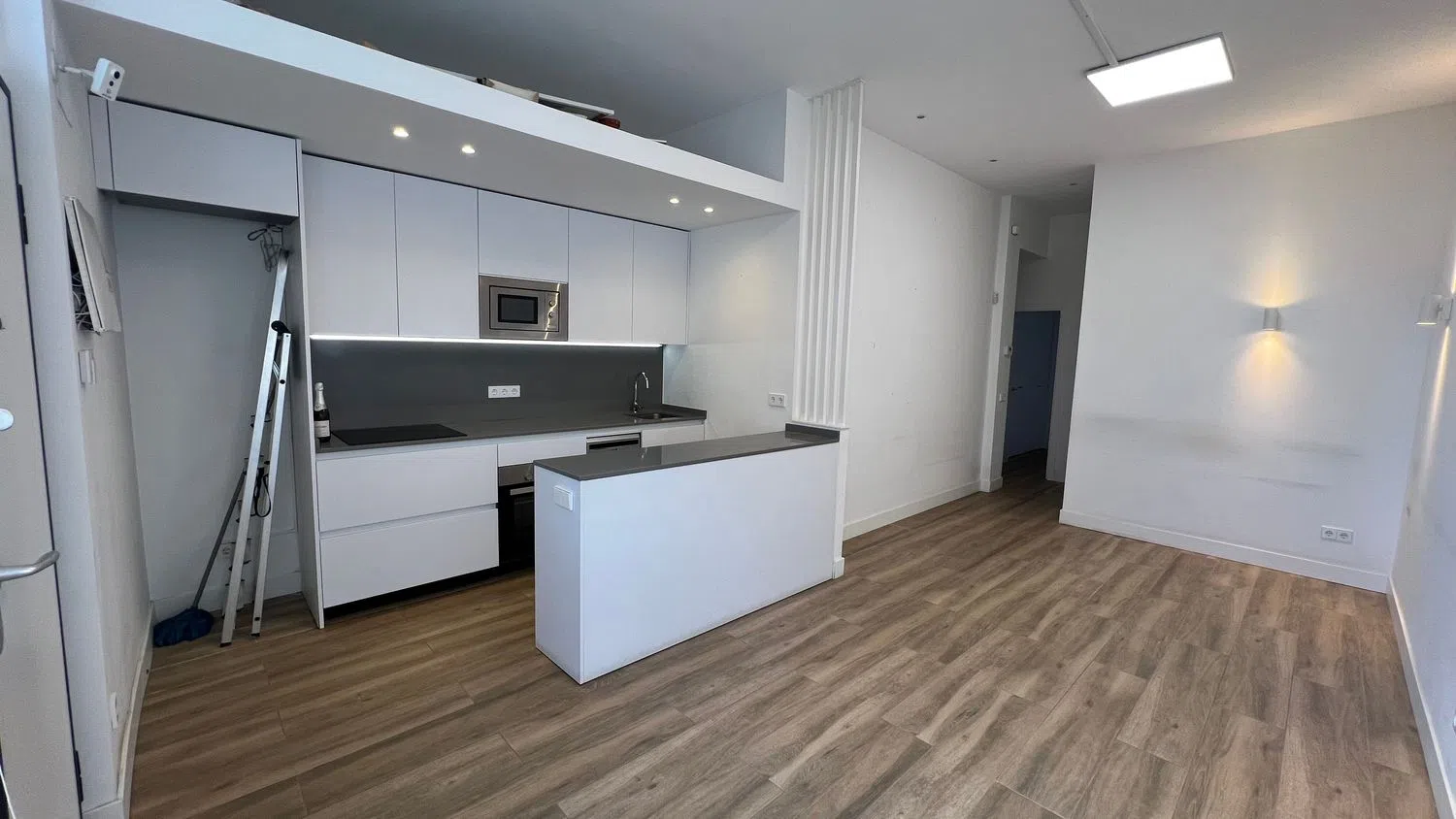 Piso en calle de Évora, 10 - Foto 2