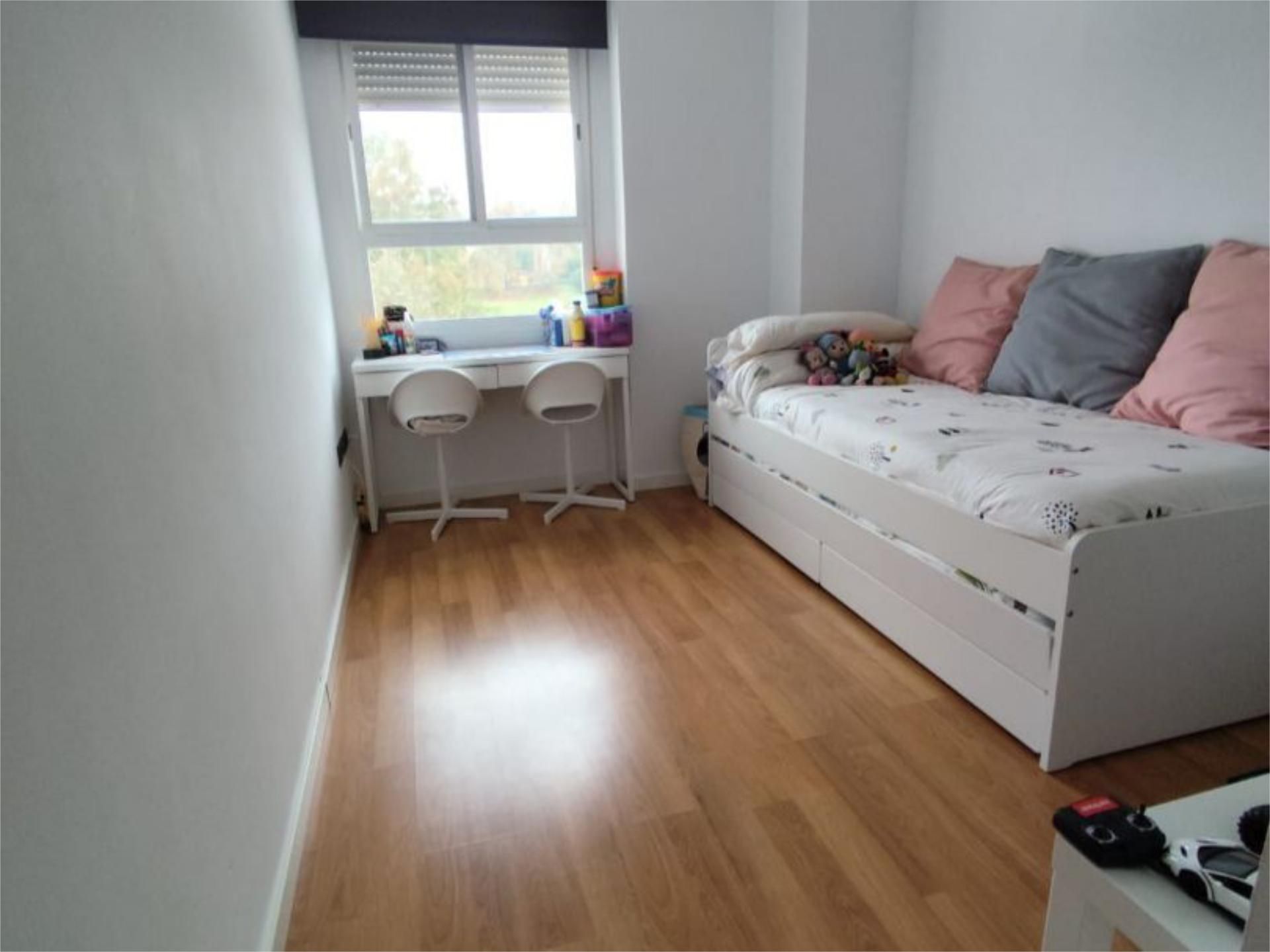 Piso en  Avenida Rocio Jurado 7 - Foto 27