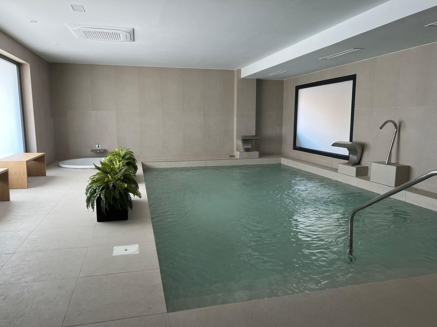 Piso en plaza Brigada Paracaidista, 9