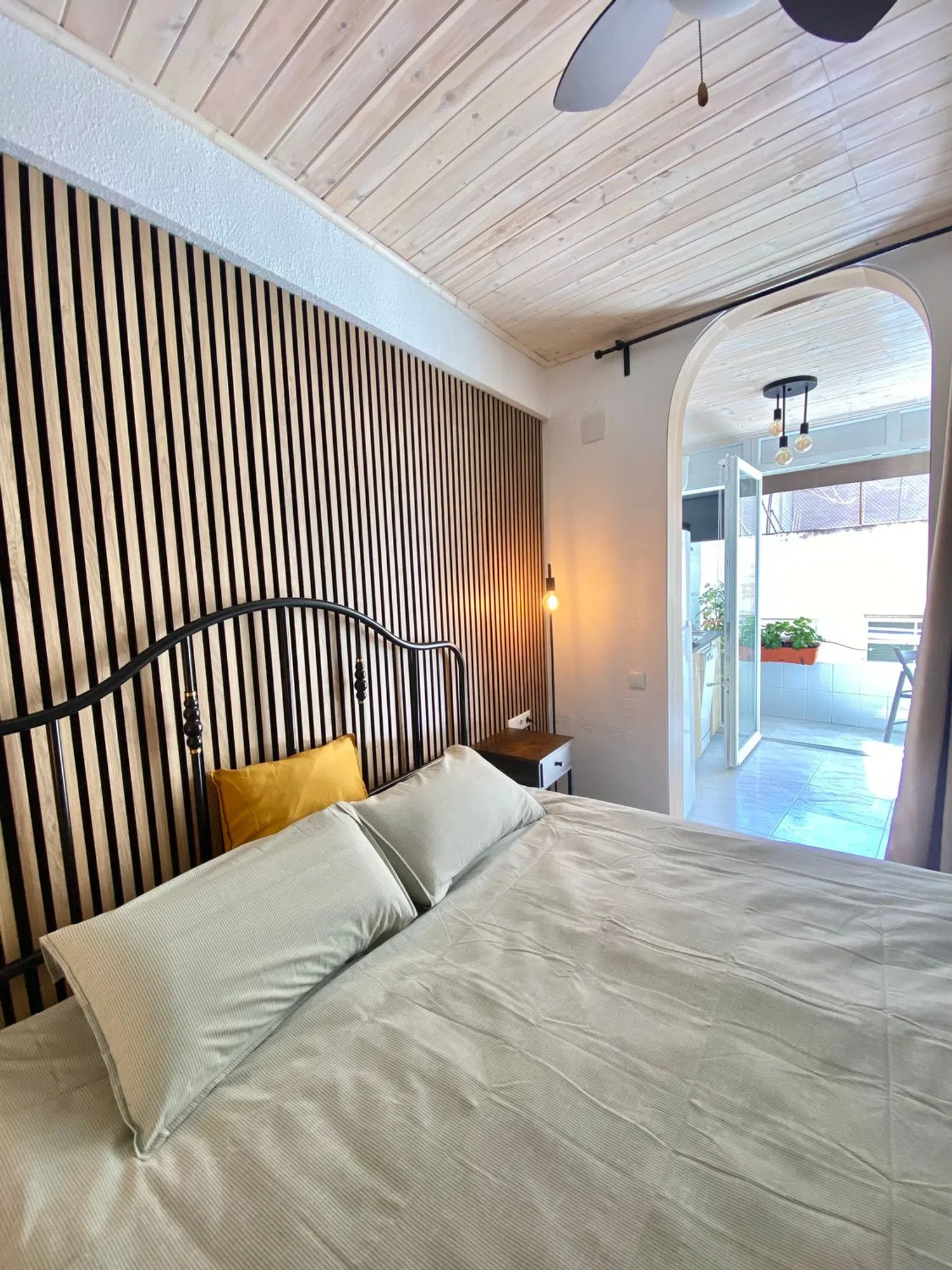 Estudio en calle Carmen Tato, 8 - Foto 1