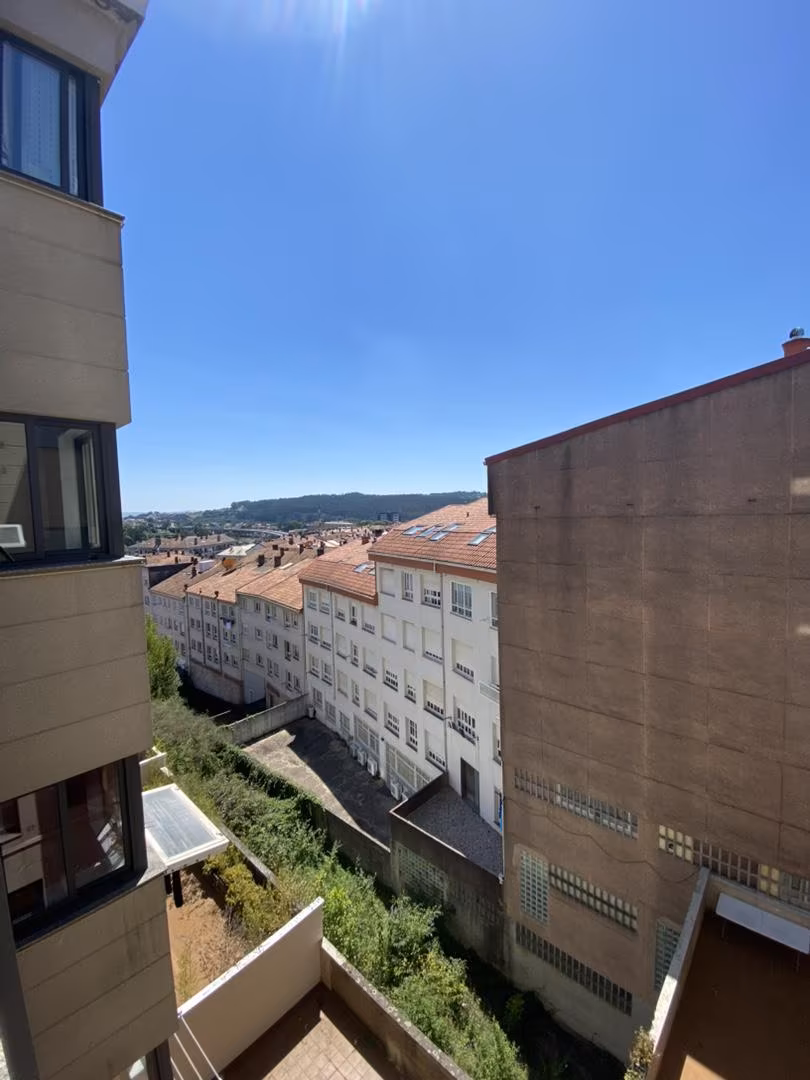 Piso en  Avenida de Ferrol 40 - Foto 3