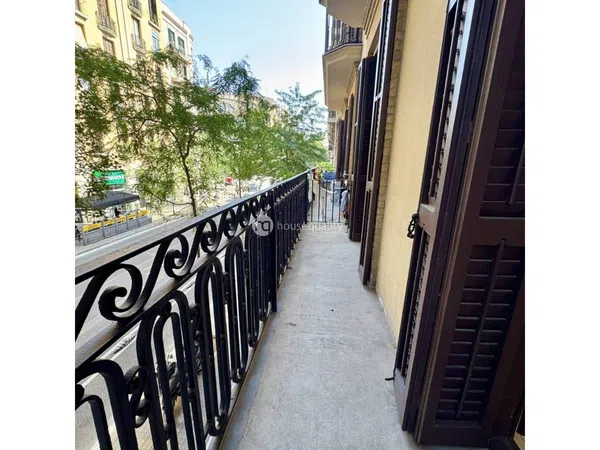 Piso en Calle de Mallorca, El Camp de l'Arpa del Clot - Foto 3