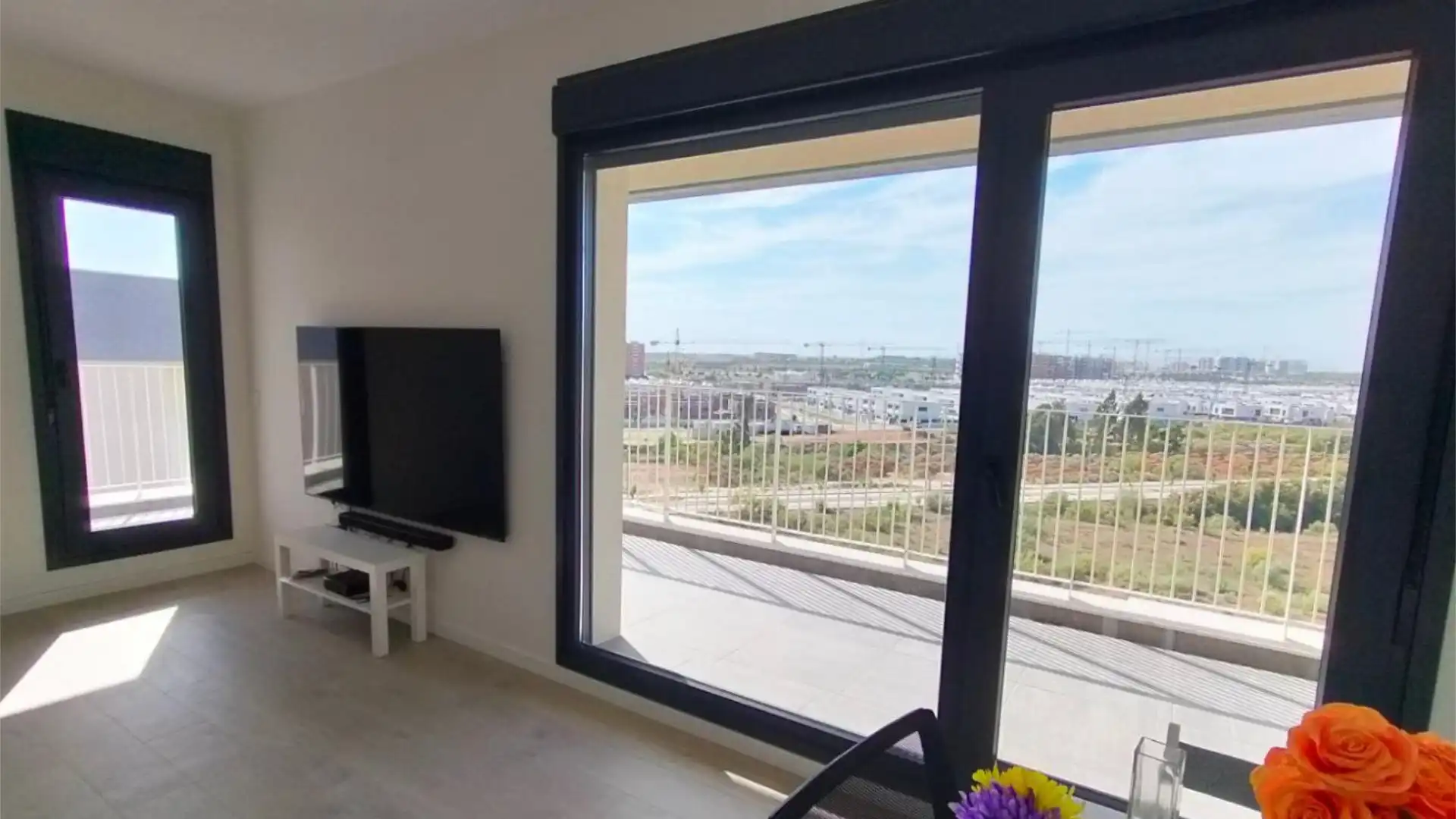 Piso en  Calle Carlos Benítez Saurel 14 - Foto 1