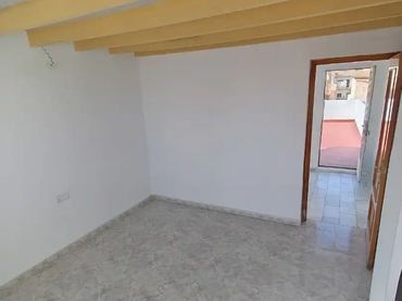 Casa adosada en  Calle Rosalias 1 - Foto 3