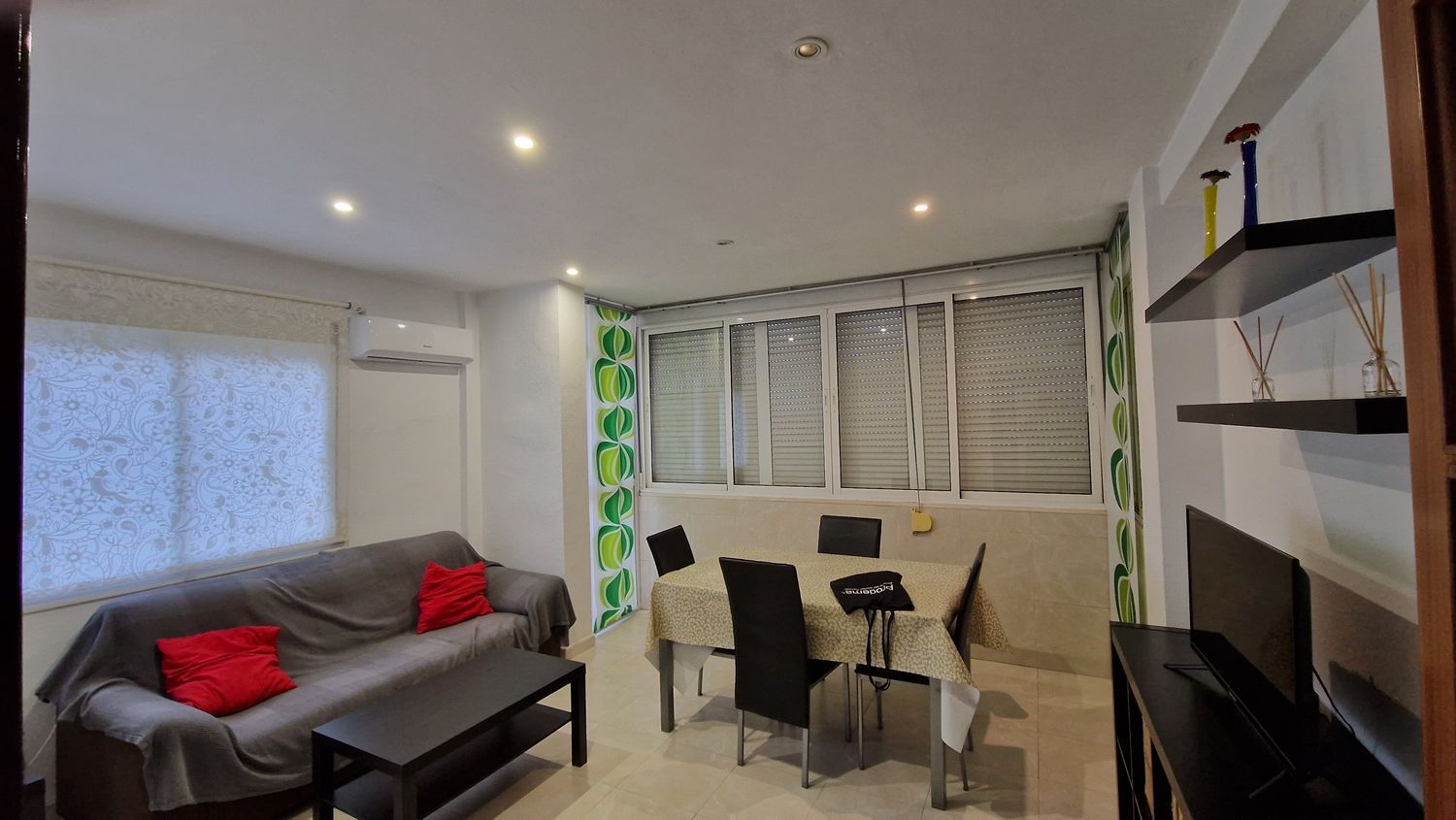 Piso en calle Guadalbullon, 9 - Foto 1