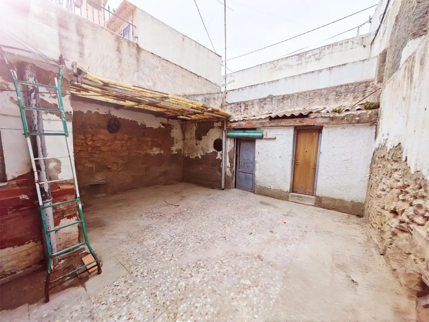 Casa adosada en  Carrer d'Algol 17 - Foto 3