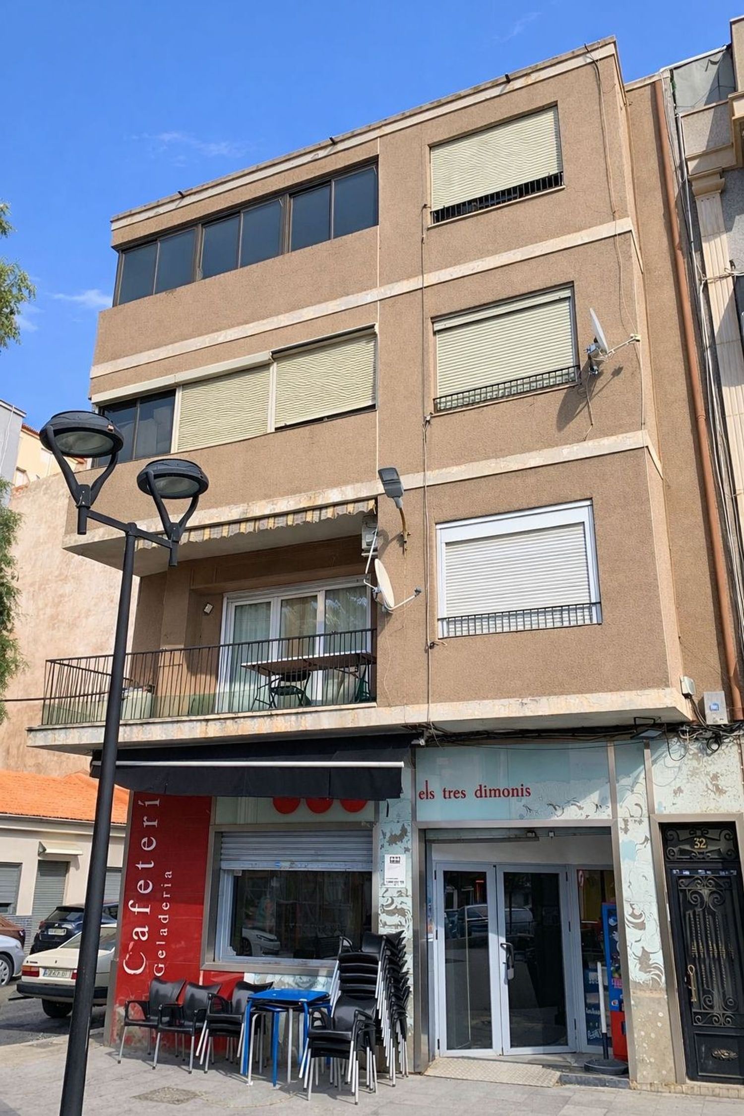 Piso en calle València, 32 - Foto 2