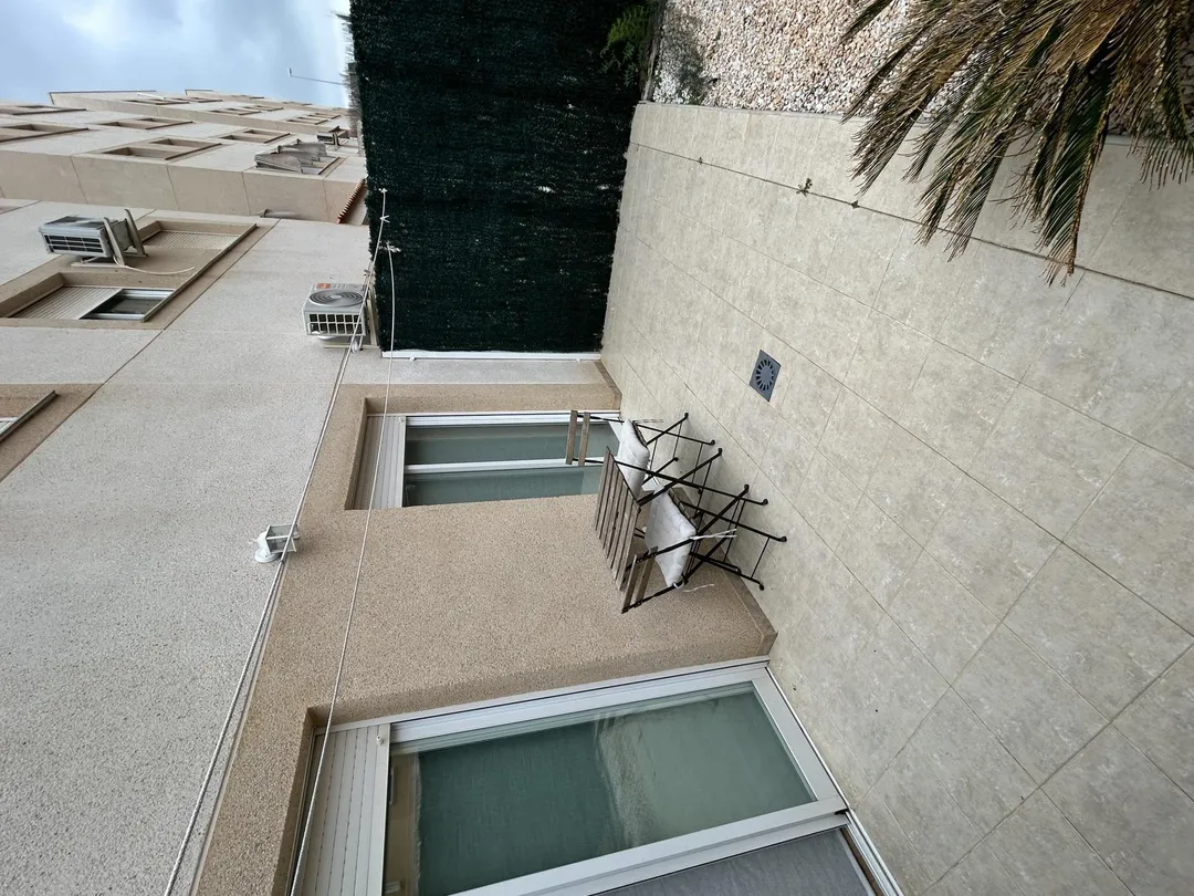 Piso en  Calle Castillo de Aledo 80 - Foto 8