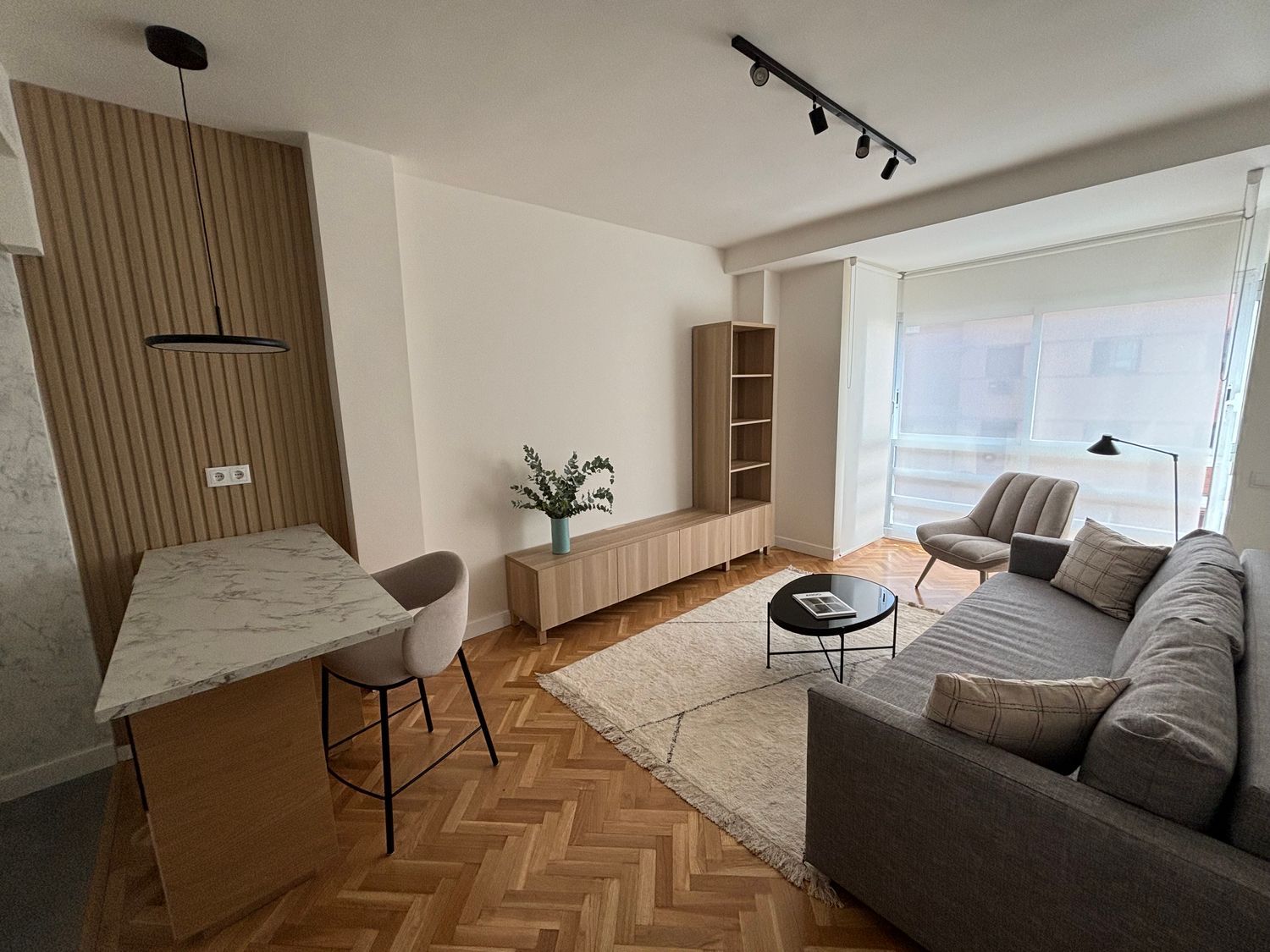 Piso en calle de Julián Camarillo, 59 - Foto 1