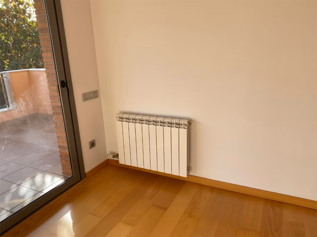 Piso en  Carrer d'Álvarez 18 - Foto 3