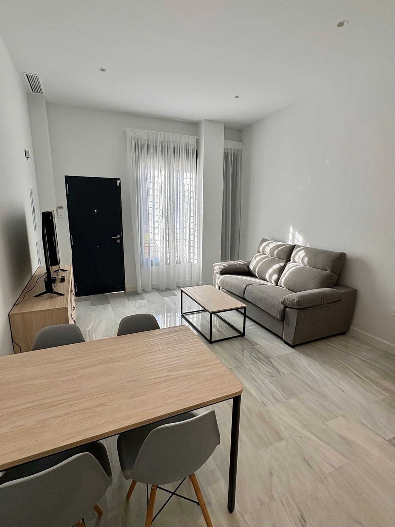 Estudio en Barrio Vistalegre - Parque Cruz - Universidades