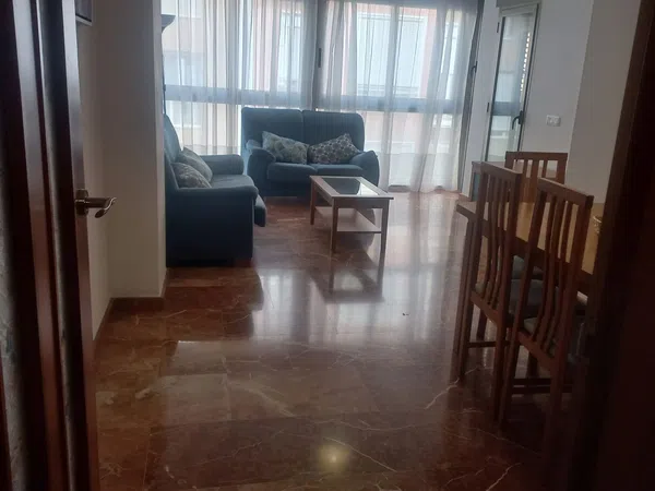 Piso en avenida Benito Perez Galdos, 30