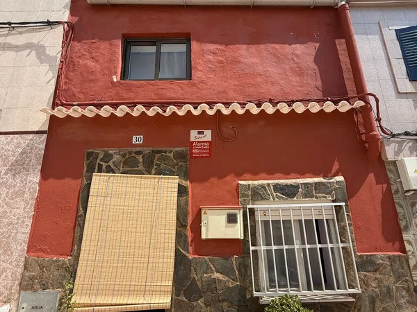 Chalet adosado en calle Villa Segura, 30