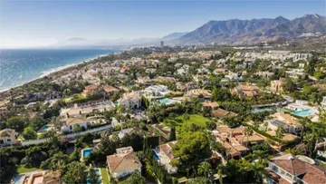 Apartamento en Urbanización Los Monteros - Foto 1