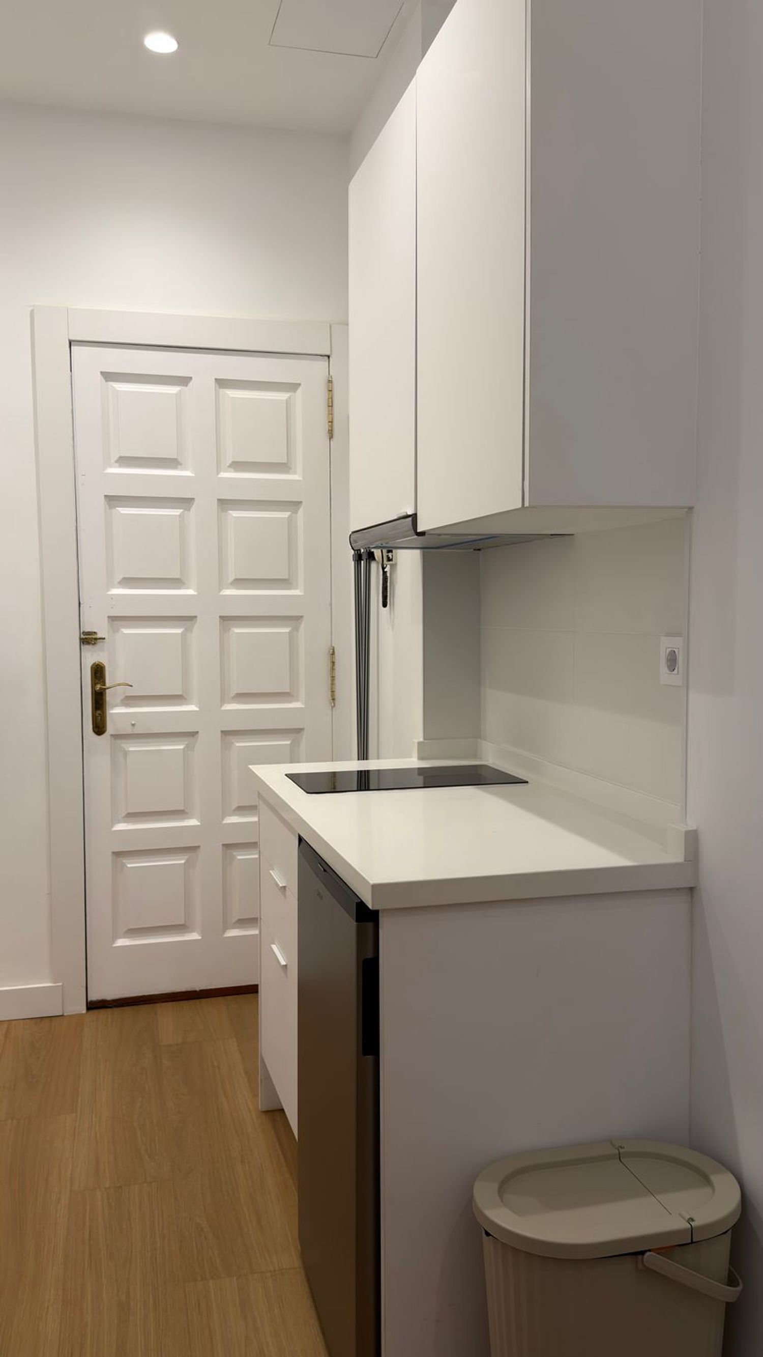 Estudio en calle de Carmen Monteverde, 69 - Foto 15