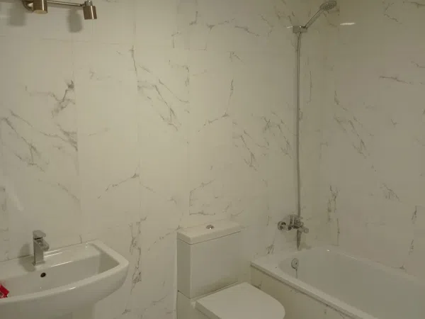 Piso en calle Escritora Carmen Laforet, 2 - Foto 8