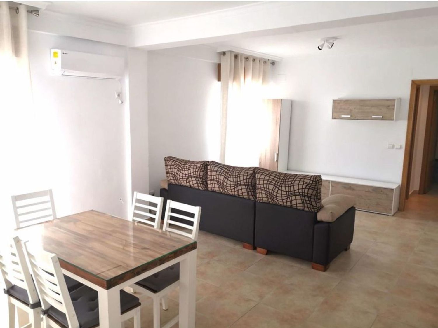 Piso en pasaje San Sebastián, 3