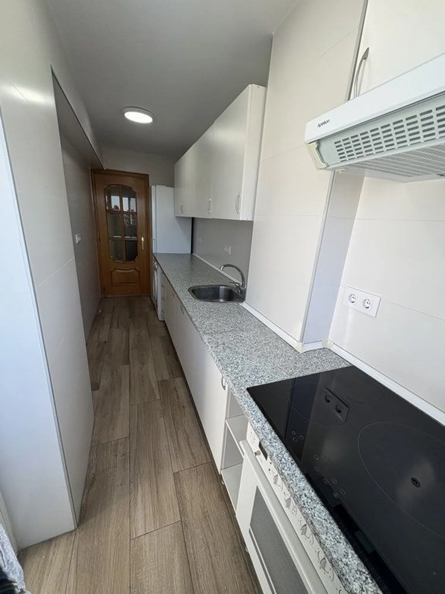 Piso en avenida del Marqués de Corbera, 62 - Foto 7