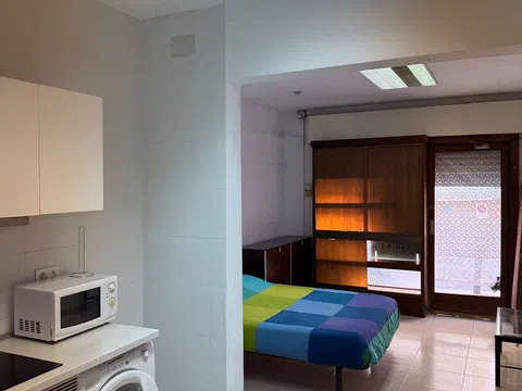 Estudio en calle de Rafael Campalans, 153