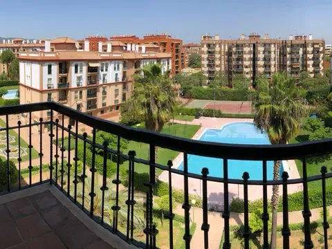 Piso en calle Manuel Fuentes Bocanegra, 21